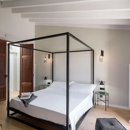 Hotel 1902 Townhouse 4*