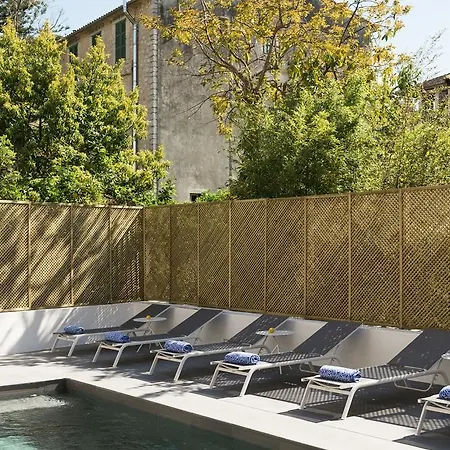 1902 Townhouse 4* Soller